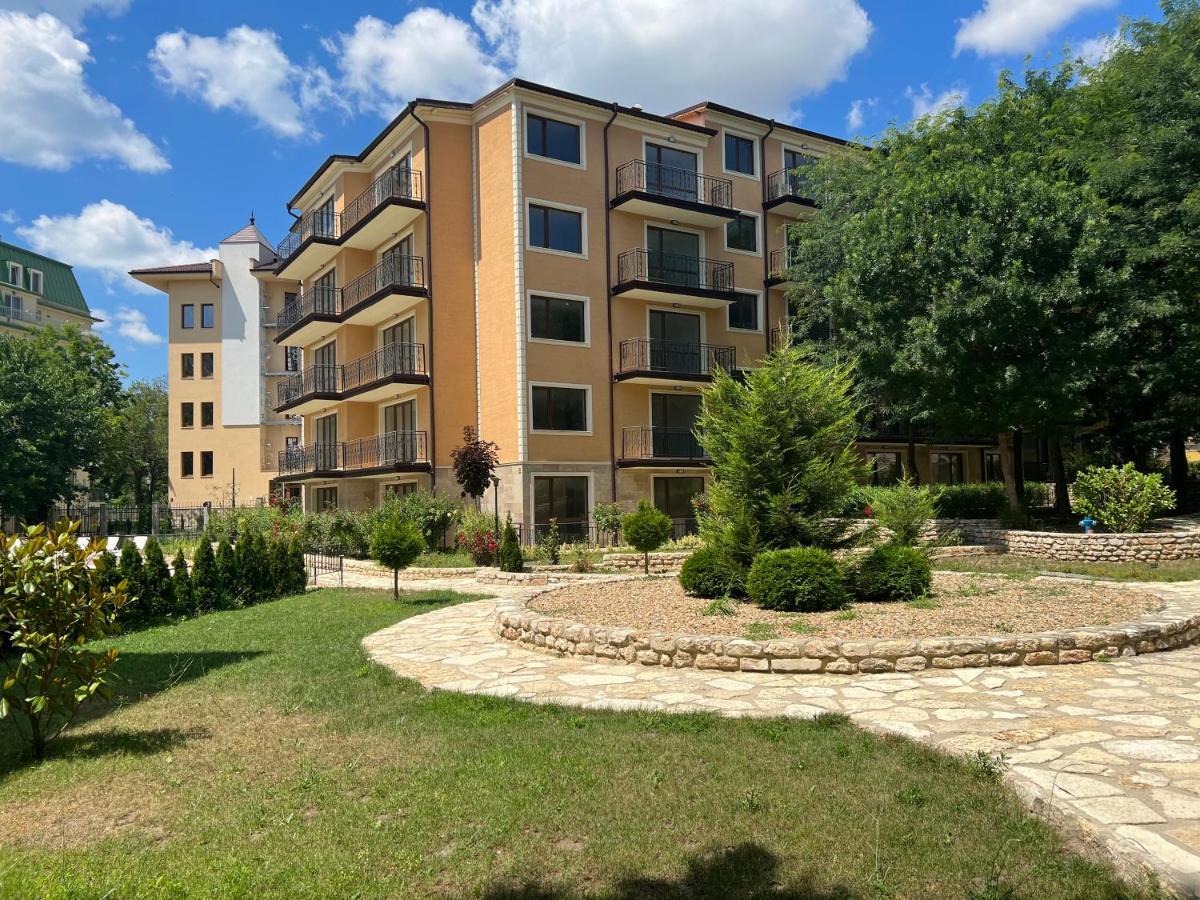 Ramay Rooms Святые Константин и Елена Экстерьер фото